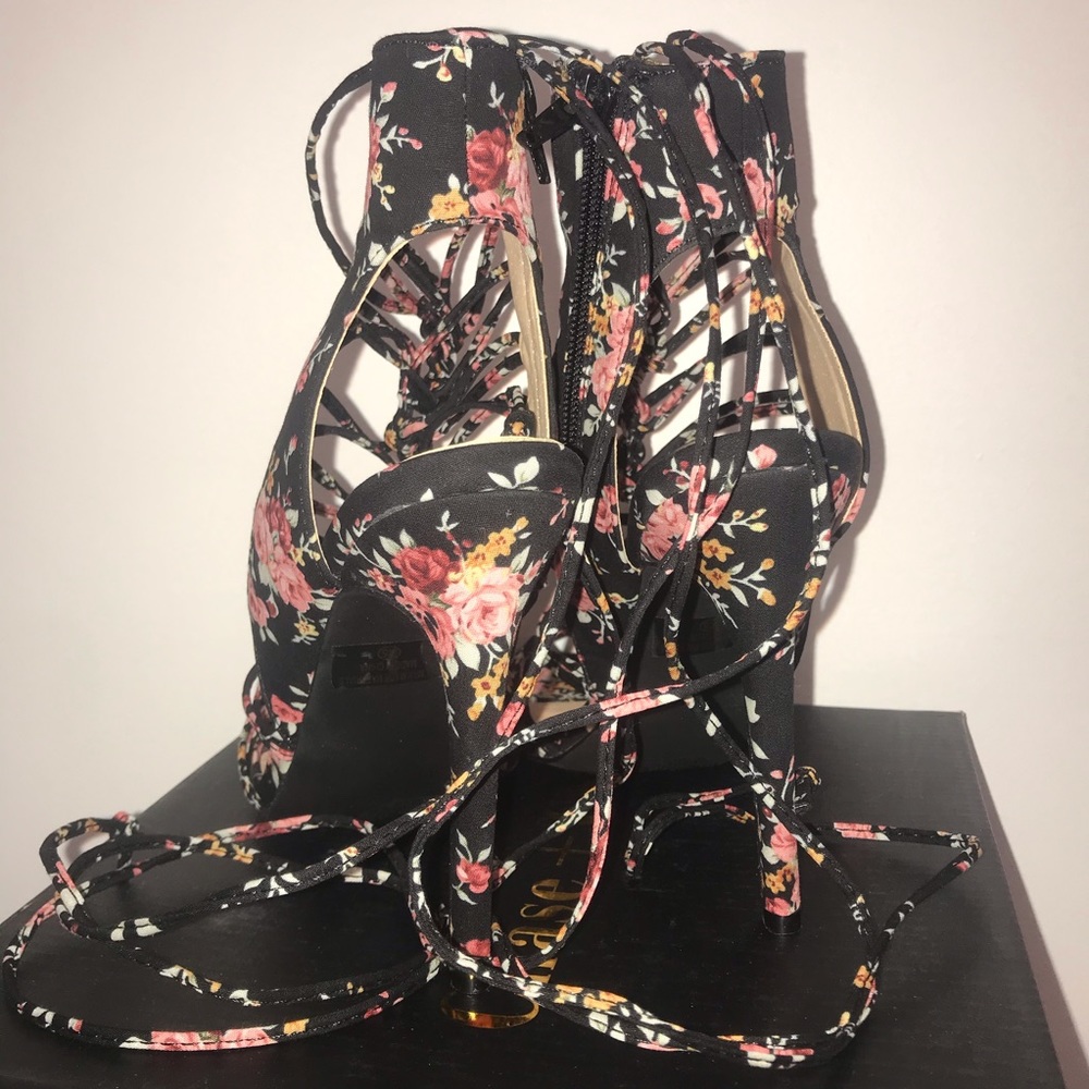 Brand New Floral Sandals - Picture 3 of 8